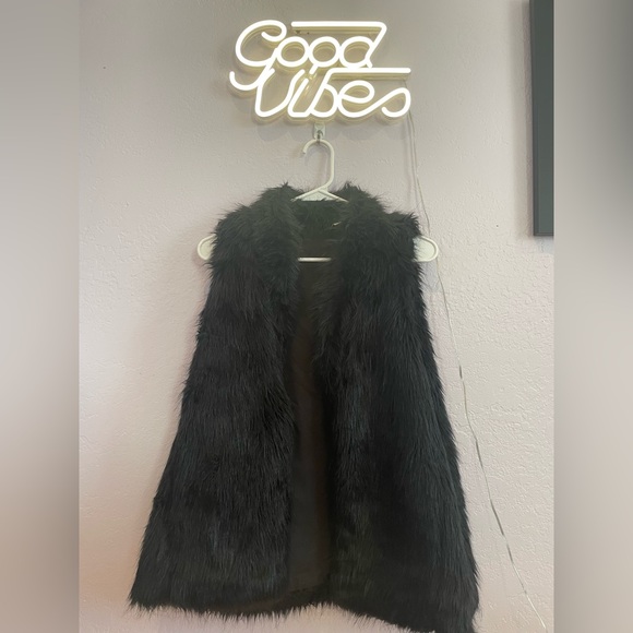 Charming Charlie’s black fur vest - Picture 2 of 2